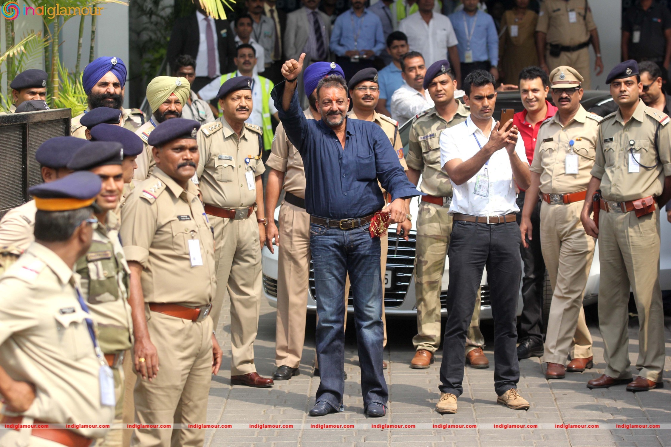 Sanjay Dutt Released from Yerawada Central Jail Event hd photo