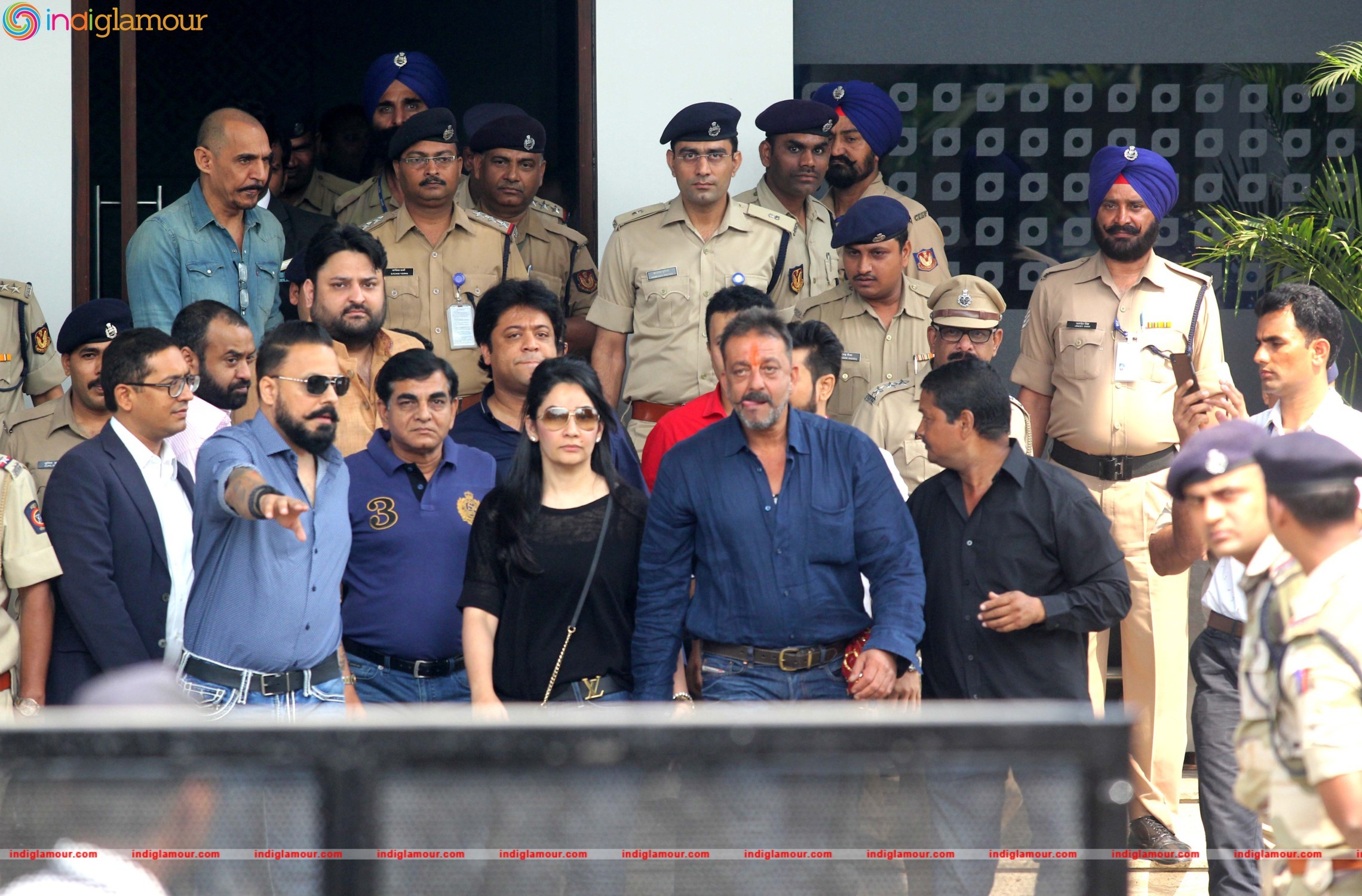 Sanjay Dutt Released from Yerawada Central Jail Event hd photo