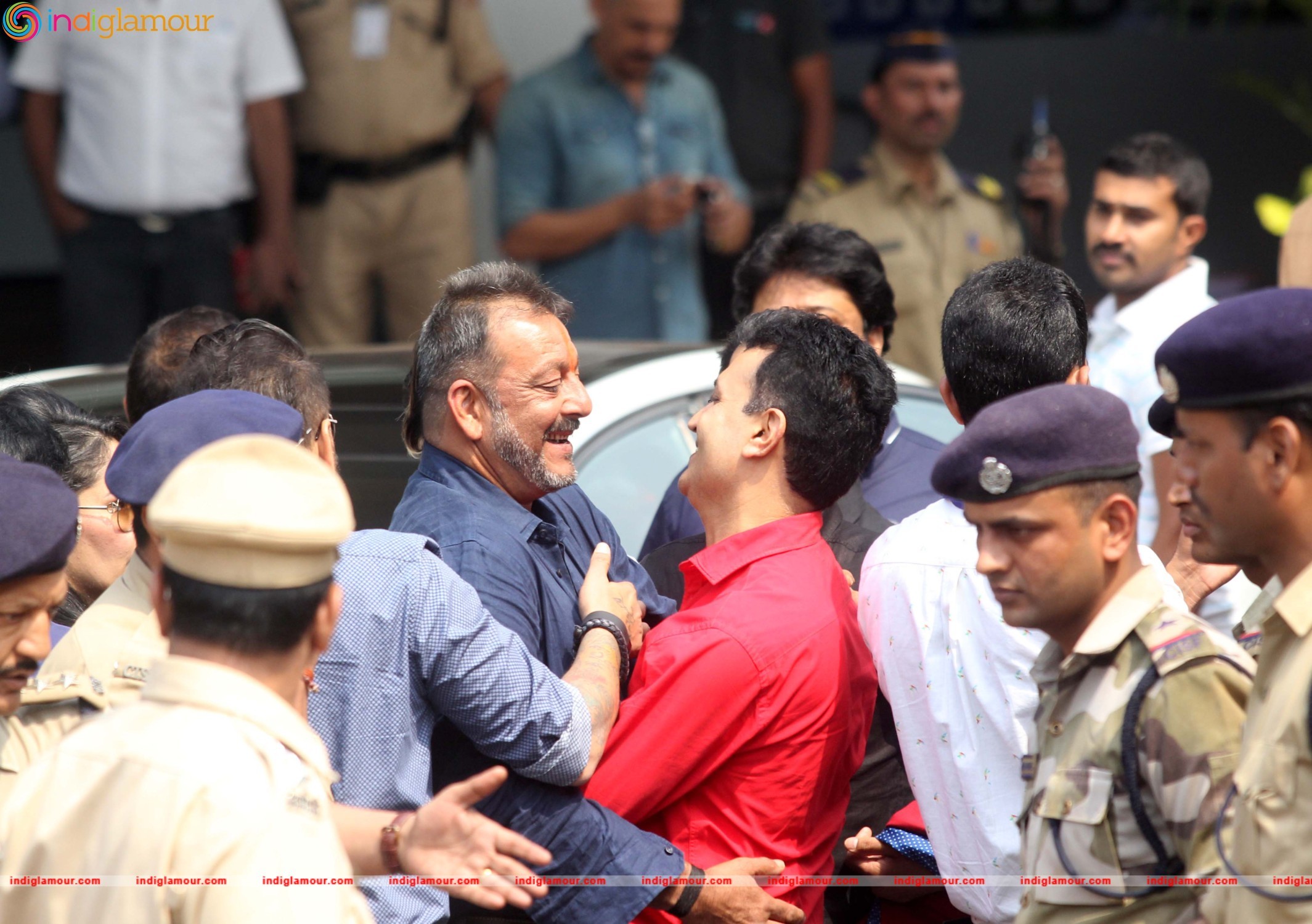 Sanjay Dutt Released from Yerawada Central Jail Event hd photo