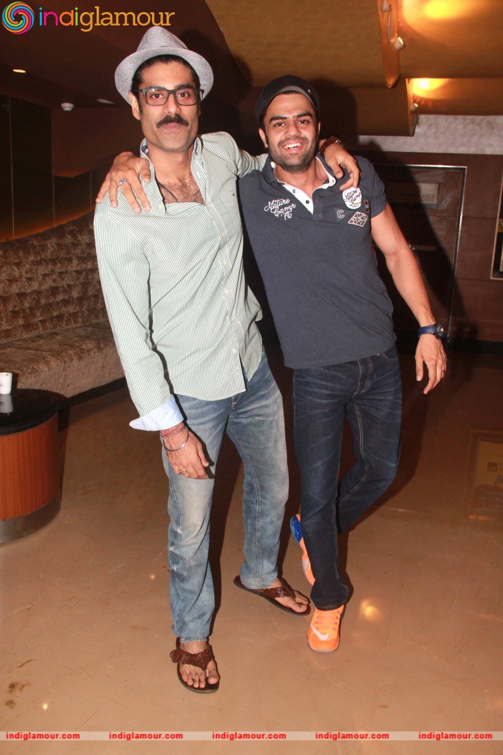 Manish Paul and Sikander Khair Visit Juhu Pvr Event hd photo