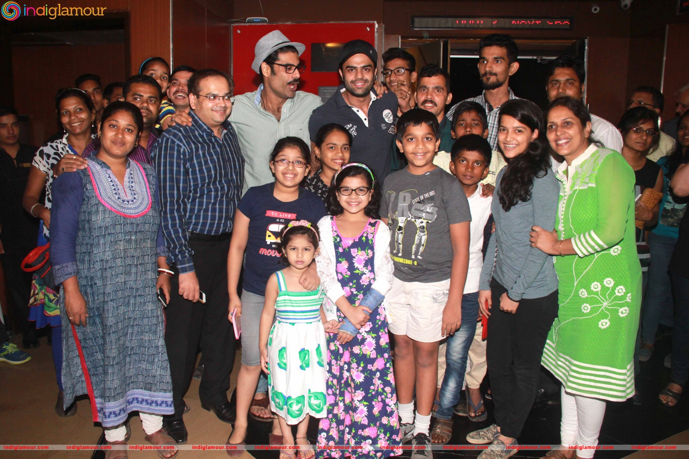 Manish Paul and Sikander Khair Visit Juhu Pvr Event hd photo