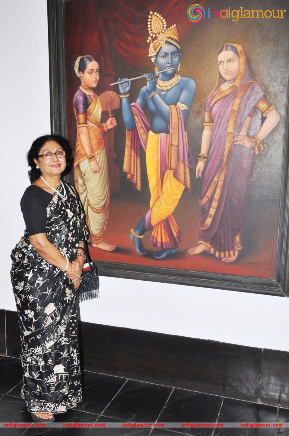 Feminine Form at its Best Over 100 Years of Indian Art at Osianama Event hd photo