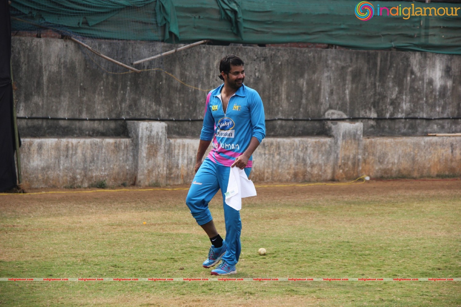 Spotted CCL Team Mumbai Heroes At Practice Session Event hd photo