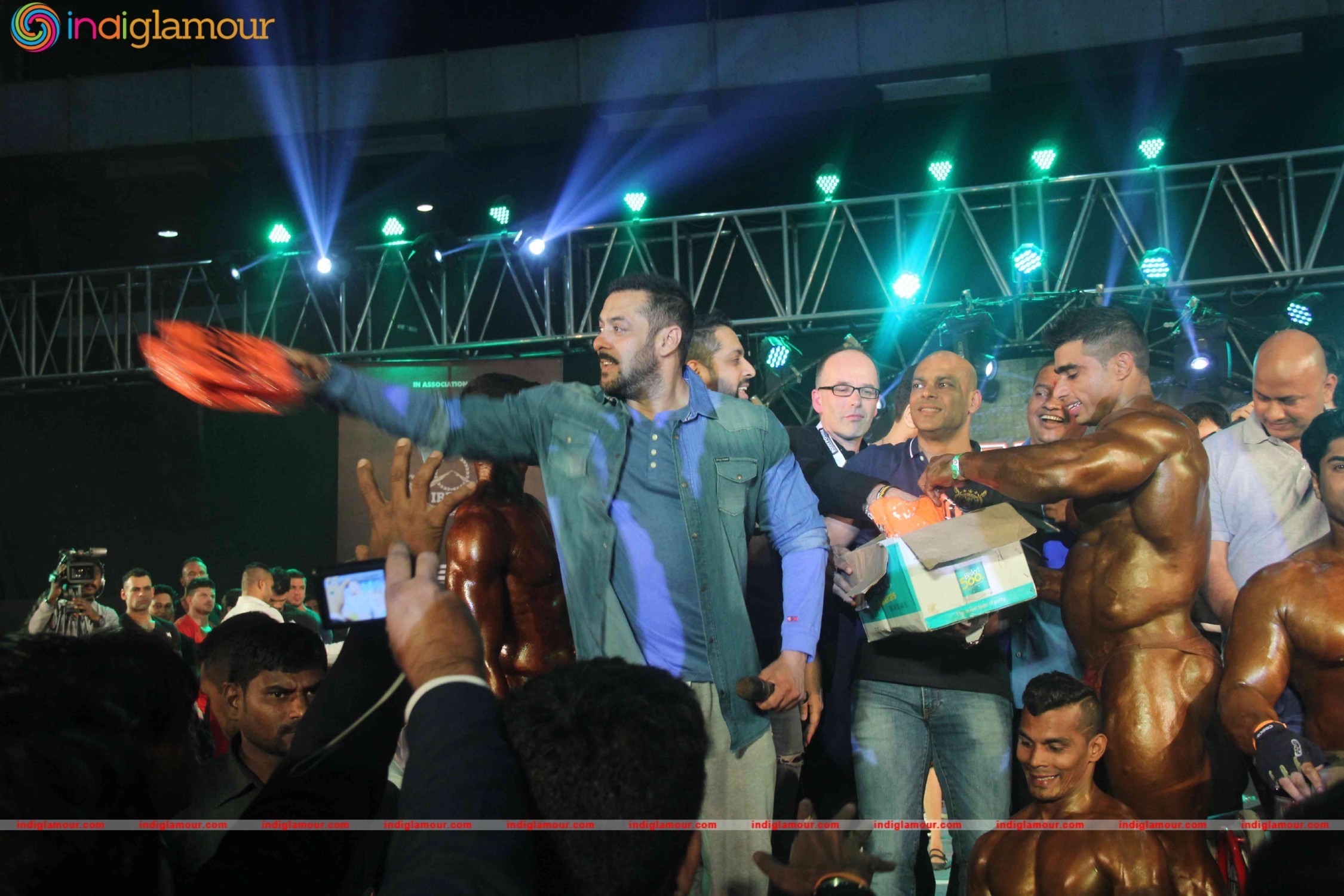 Salman Khan Attends Specially disabled Athletes, Body Building Competition Event hd photo