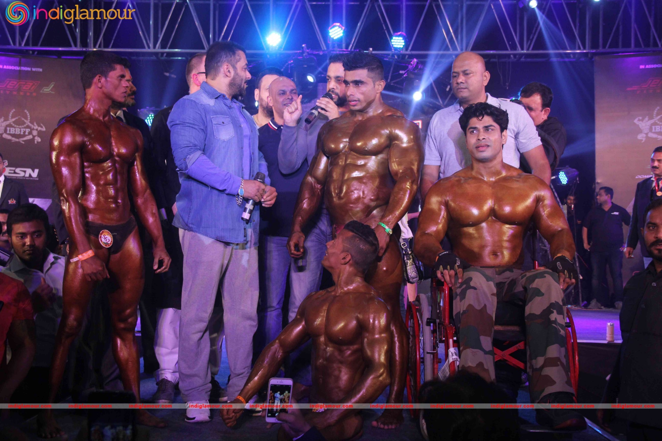 Salman Khan Attends Specially disabled Athletes, Body Building Competition Event hd photo