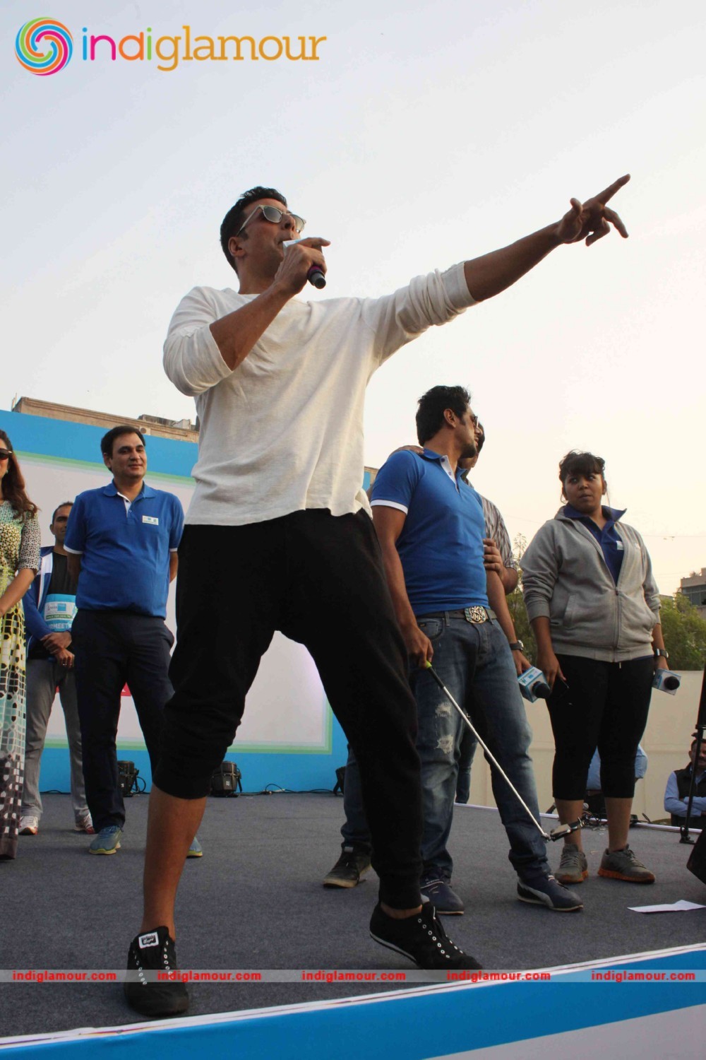 Akshay Kumar and Nimrat Kaur at 4th Max Bupa Walk for Health Event hd photo