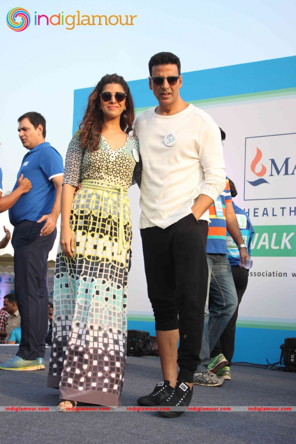 Akshay Kumar and Nimrat Kaur at 4th Max Bupa Walk for Health Event hd photo