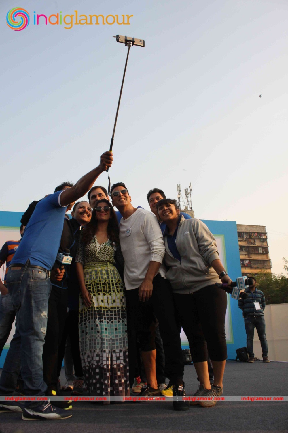 Akshay Kumar and Nimrat Kaur at 4th Max Bupa Walk for Health Event hd photo