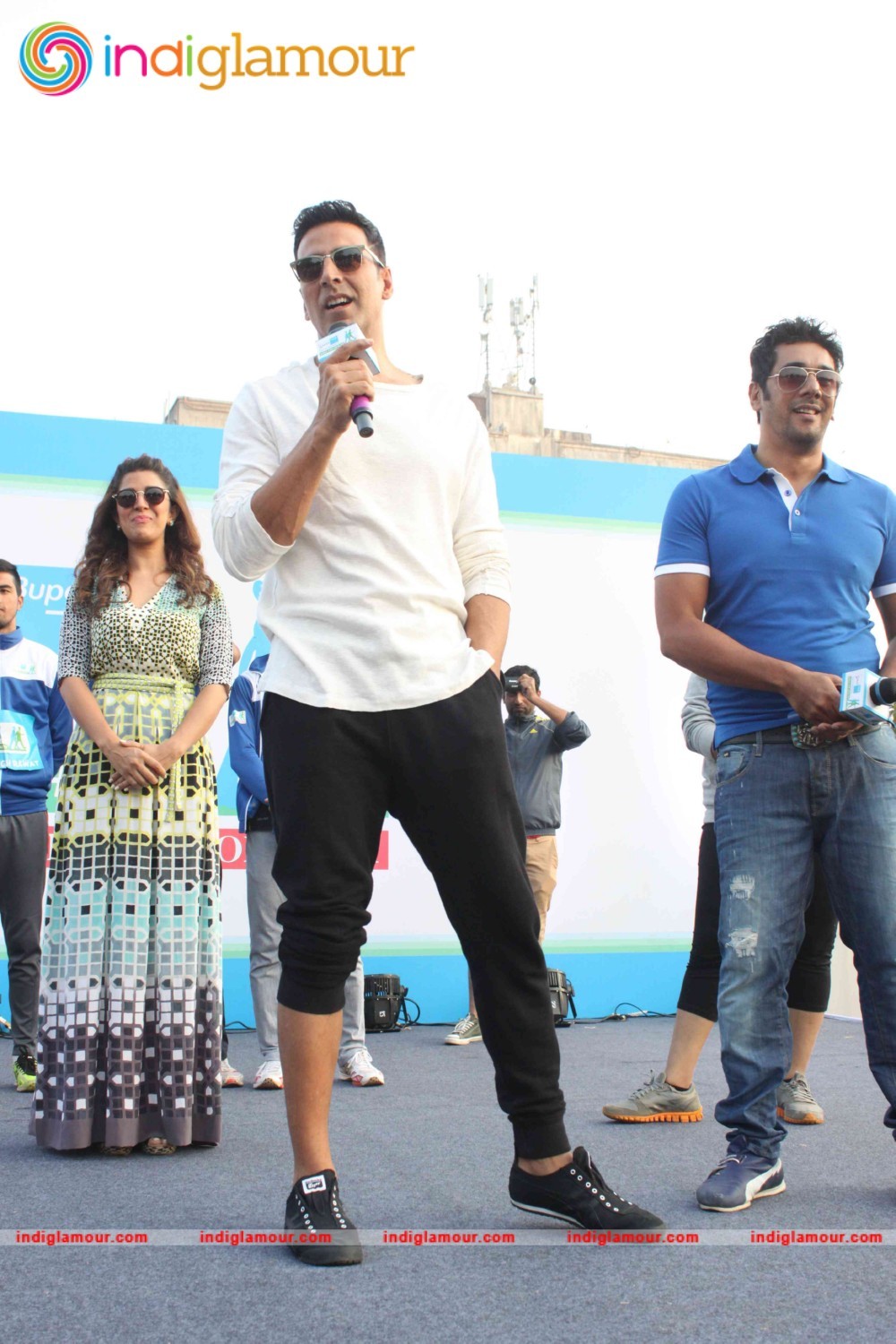 Akshay Kumar and Nimrat Kaur at 4th Max Bupa Walk for Health Event hd photo