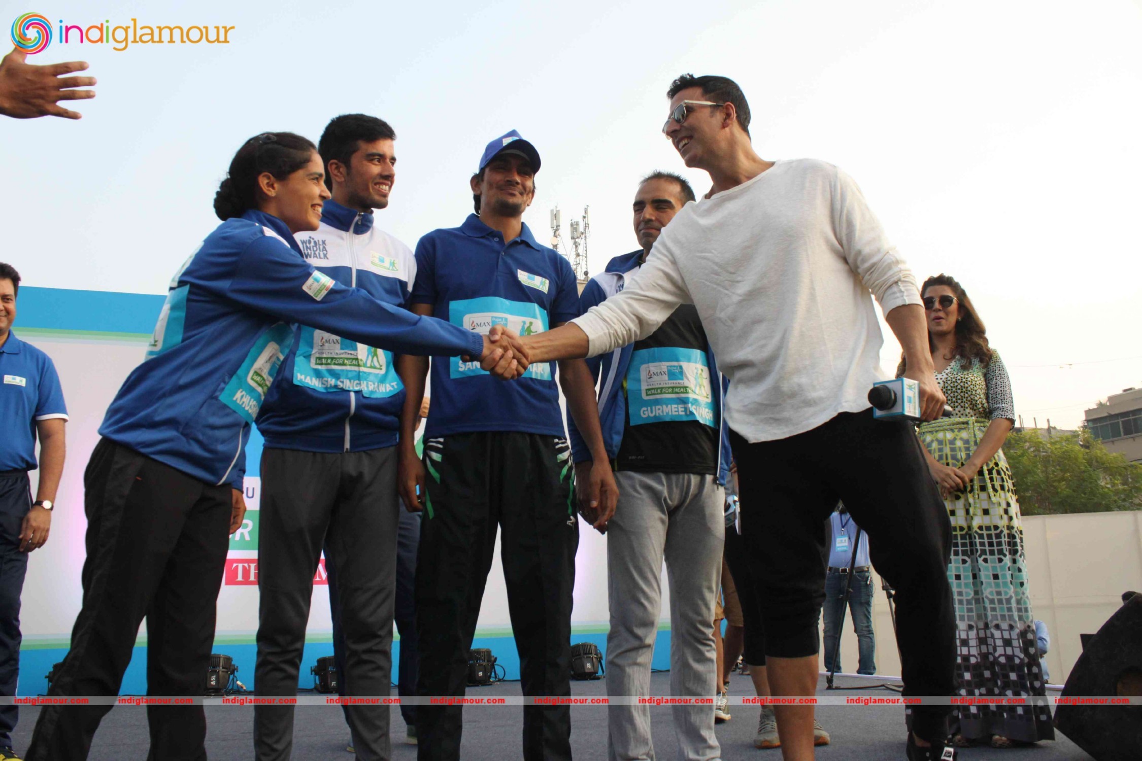 Akshay Kumar and Nimrat Kaur at 4th Max Bupa Walk for Health Event hd photo