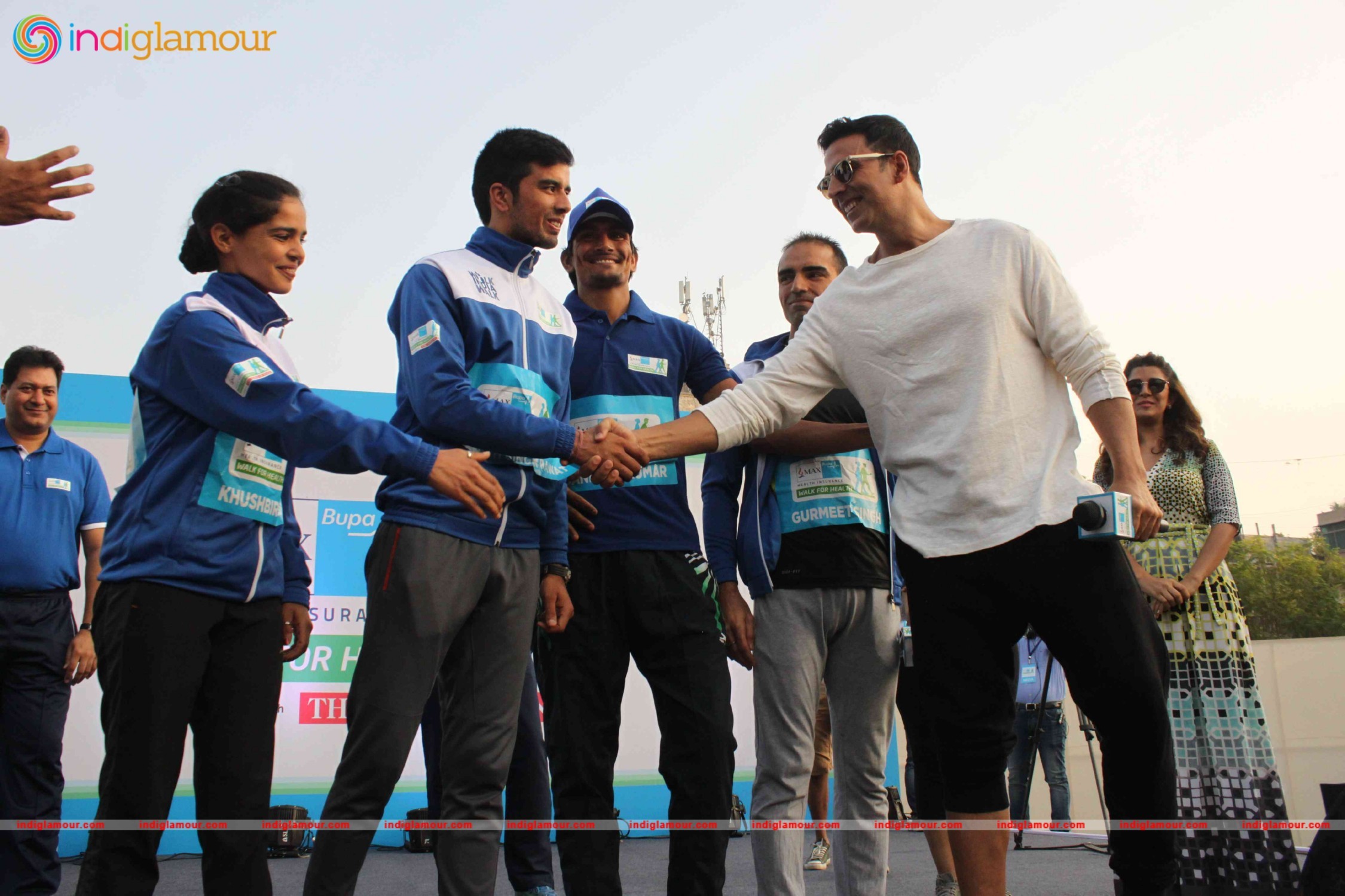 Akshay Kumar and Nimrat Kaur at 4th Max Bupa Walk for Health Event hd photo
