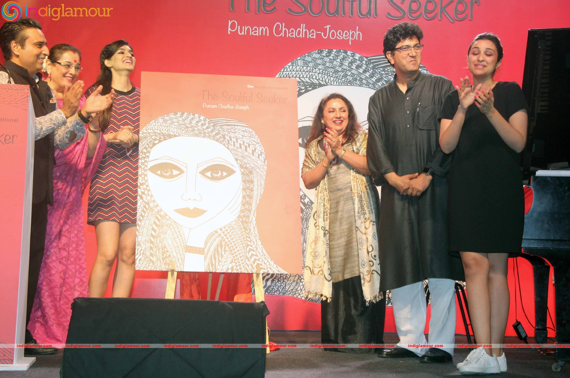 Bollywood Celebrities Attend Book Launch of The Soulful Seeker Event hd photo