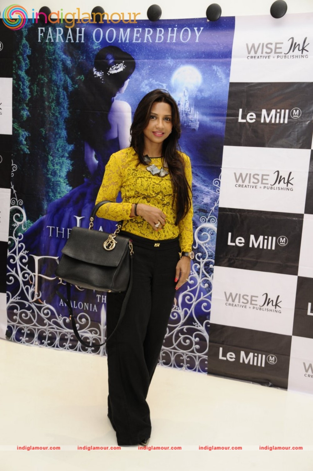 Author Farah Oomerbhoy Unveiled her Debut Novel The Last Of The Firedrakes Event hd photo