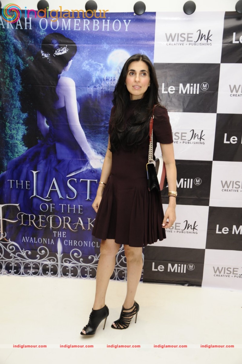 Author Farah Oomerbhoy Unveiled her Debut Novel The Last Of The Firedrakes Event hd photo