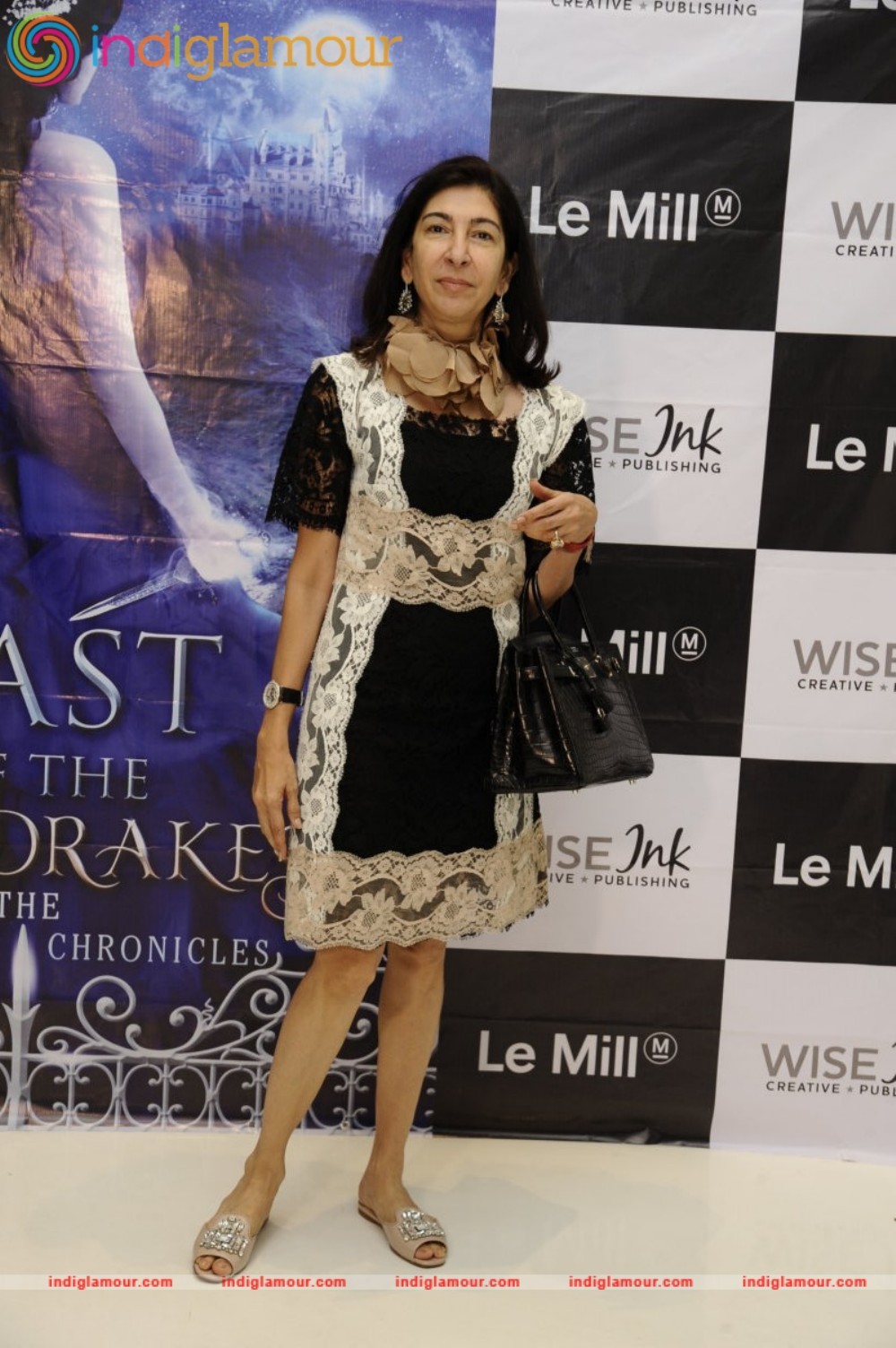 Author Farah Oomerbhoy Unveiled her Debut Novel The Last Of The Firedrakes Event hd photo