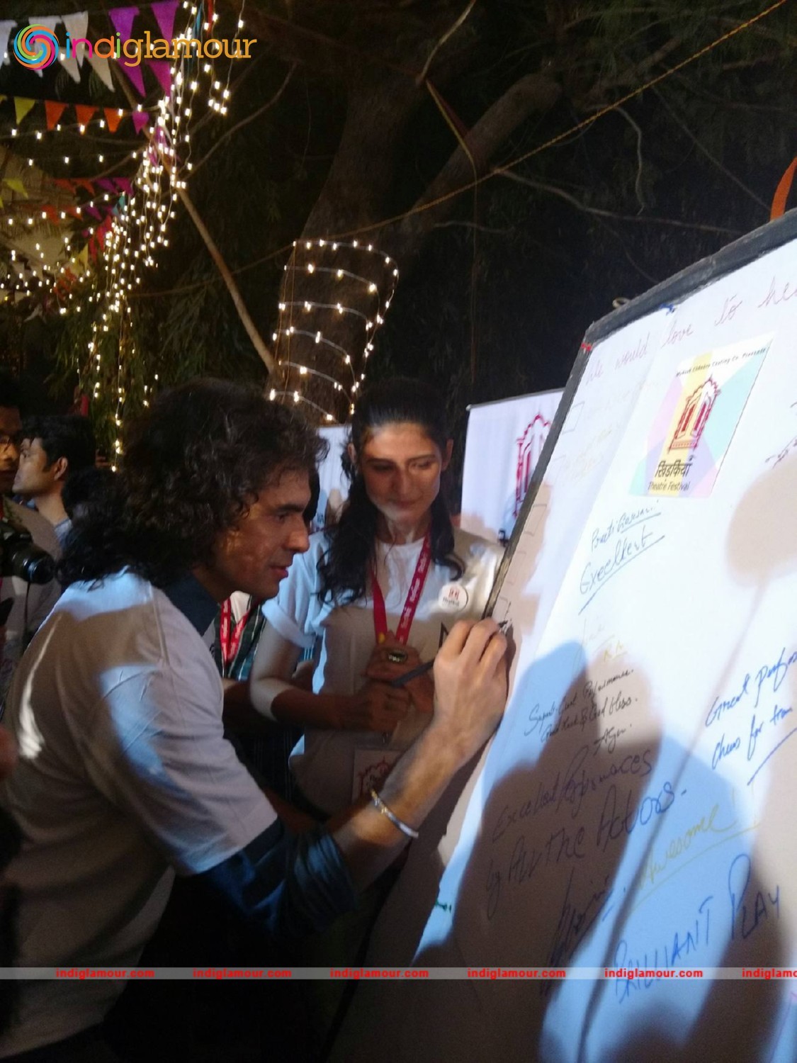 Imtiaz Ali and Vikas Bahl inaugurated Khidkiyaan Theatre Festival on the day of Lohri Event hd photo