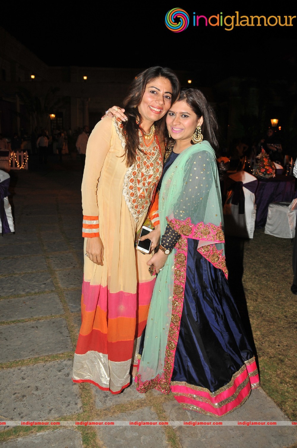 Designer Manali Jagtap Shoor and Vicky Shoor Hosts an Evening Celebration Event hd photo