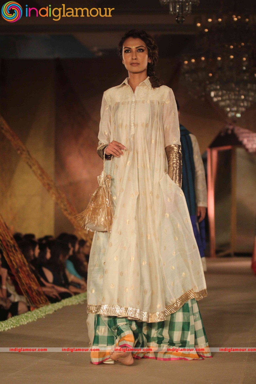 Introduction of Manish Malhotra New Collection The Regal Threads Event hd photo