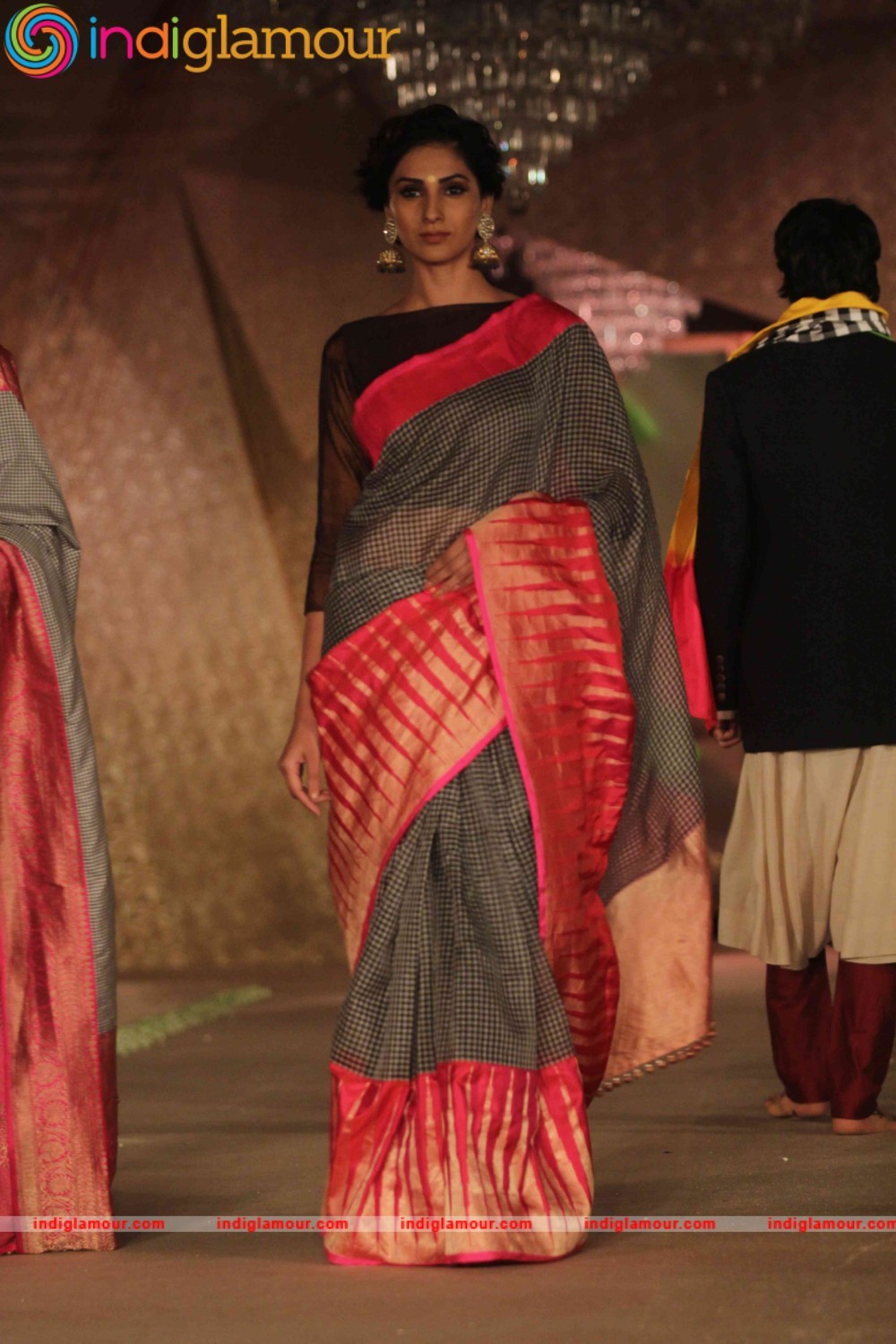 Introduction of Manish Malhotra New Collection The Regal Threads Event hd photo