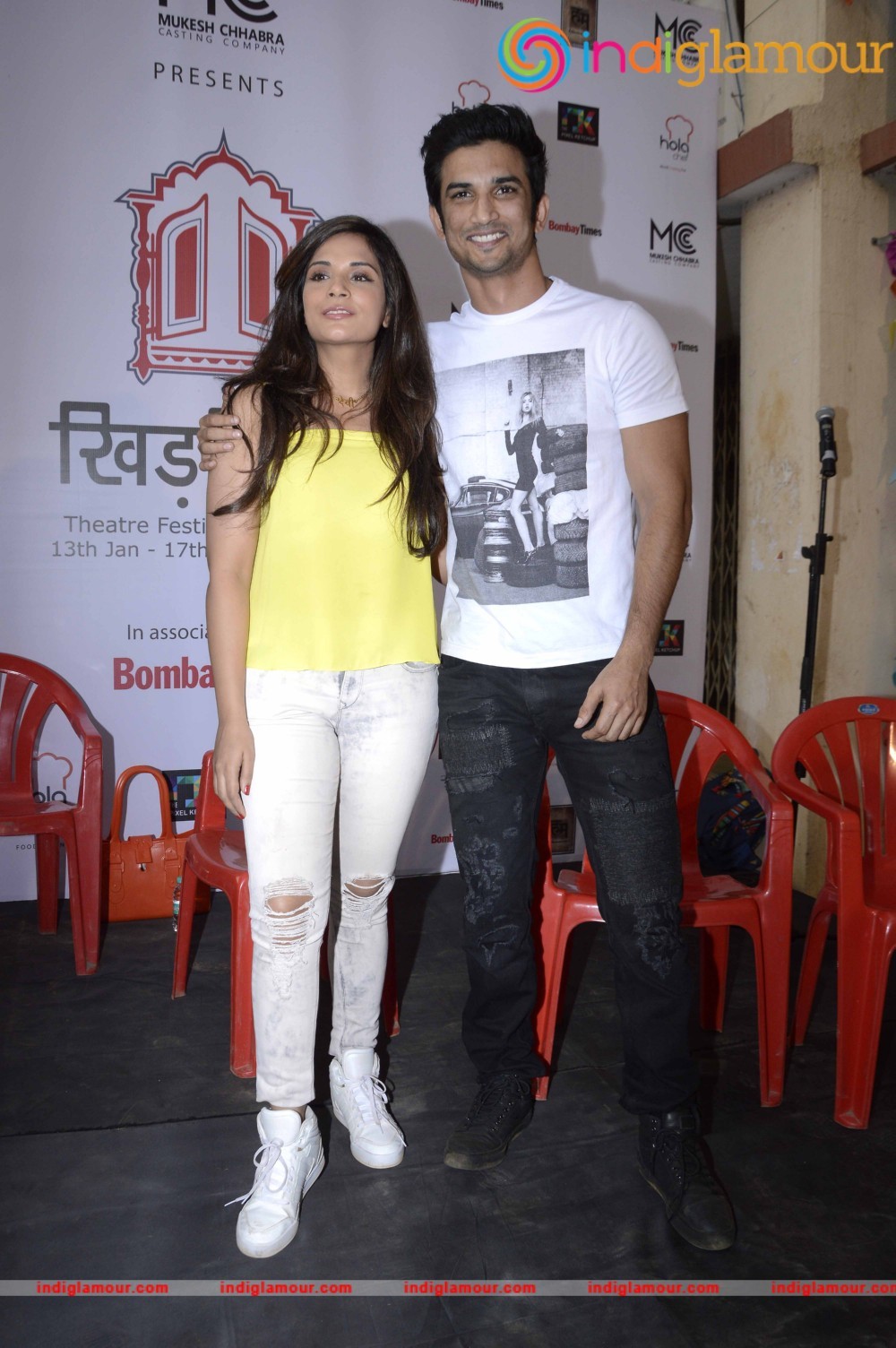Richa Chadda and Sushant Singh Rajput Attend Khidkiyan Theatre Festival Event hd photo