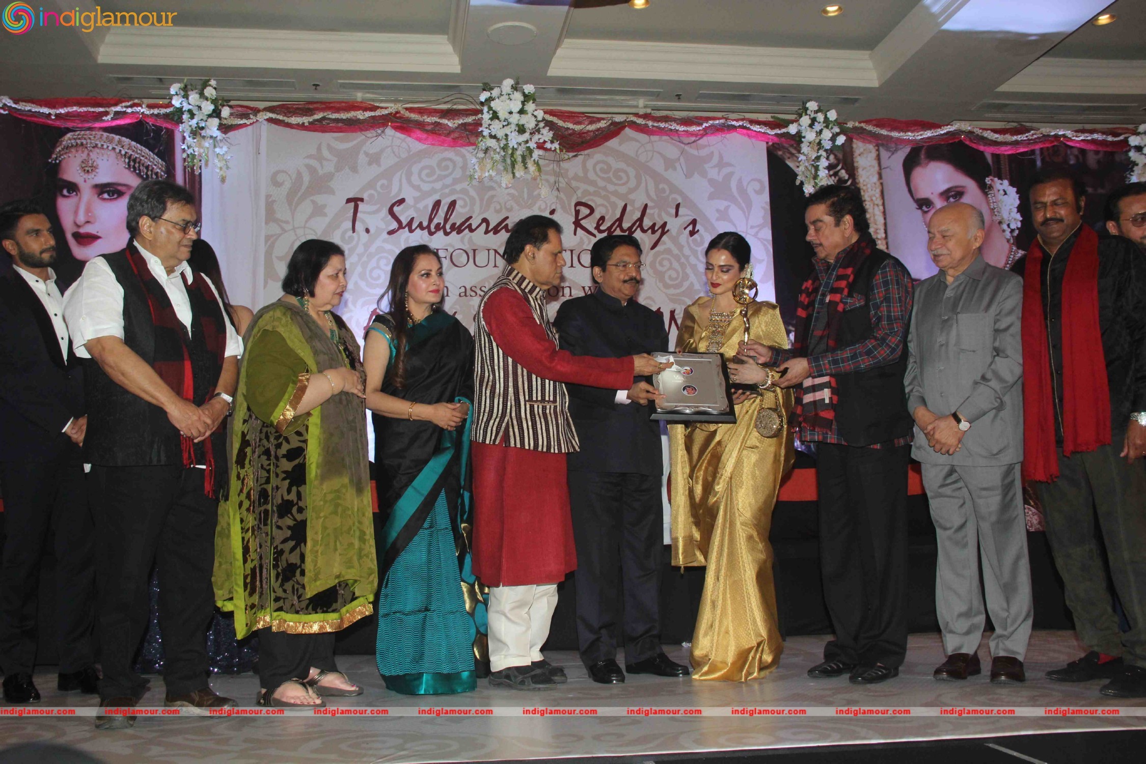 Rekha Conferred with 3rd National Yash Chopra Memorial Award Event Event hd photo