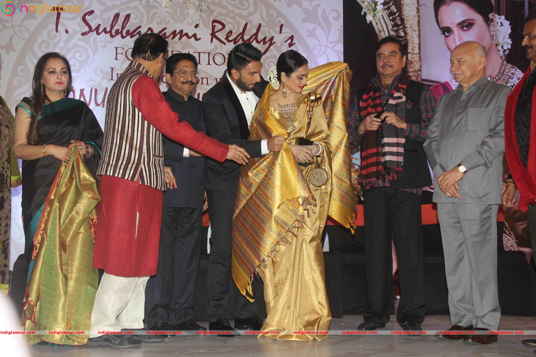 Rekha Conferred with 3rd National Yash Chopra Memorial Award Event Event hd photo
