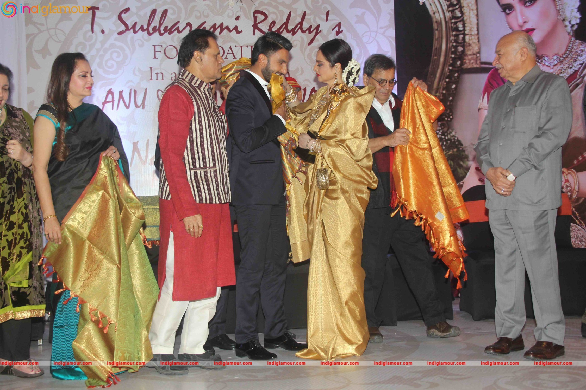 Rekha Conferred with 3rd National Yash Chopra Memorial Award Event Event hd photo