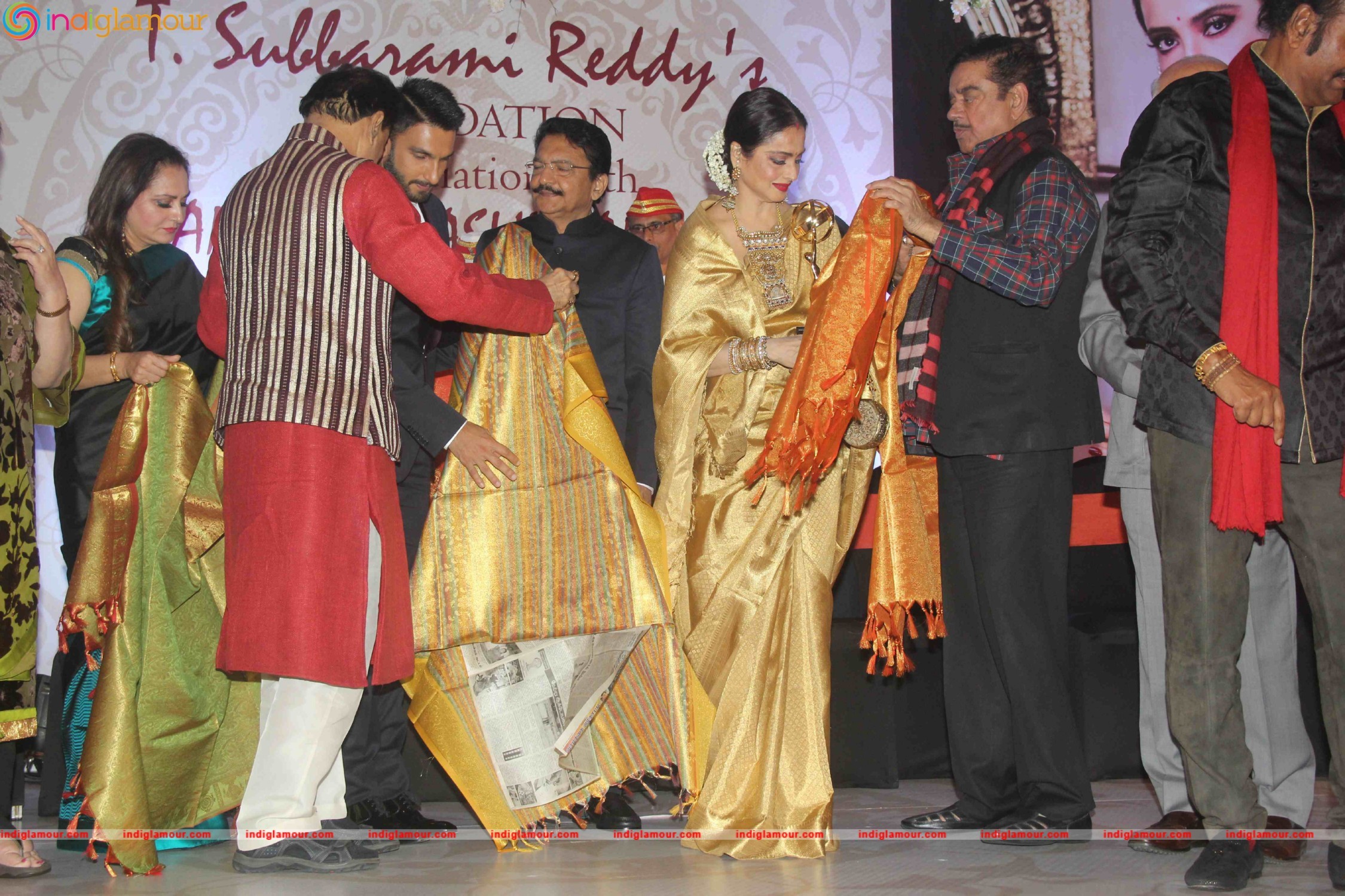 Rekha Conferred with 3rd National Yash Chopra Memorial Award Event Event hd photo