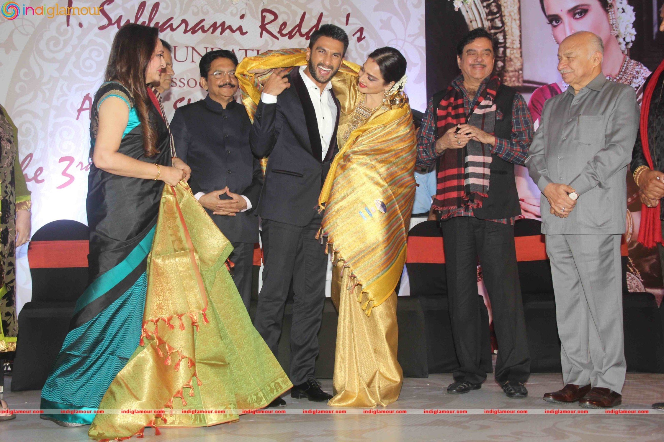 Rekha Conferred with 3rd National Yash Chopra Memorial Award Event Event hd photo