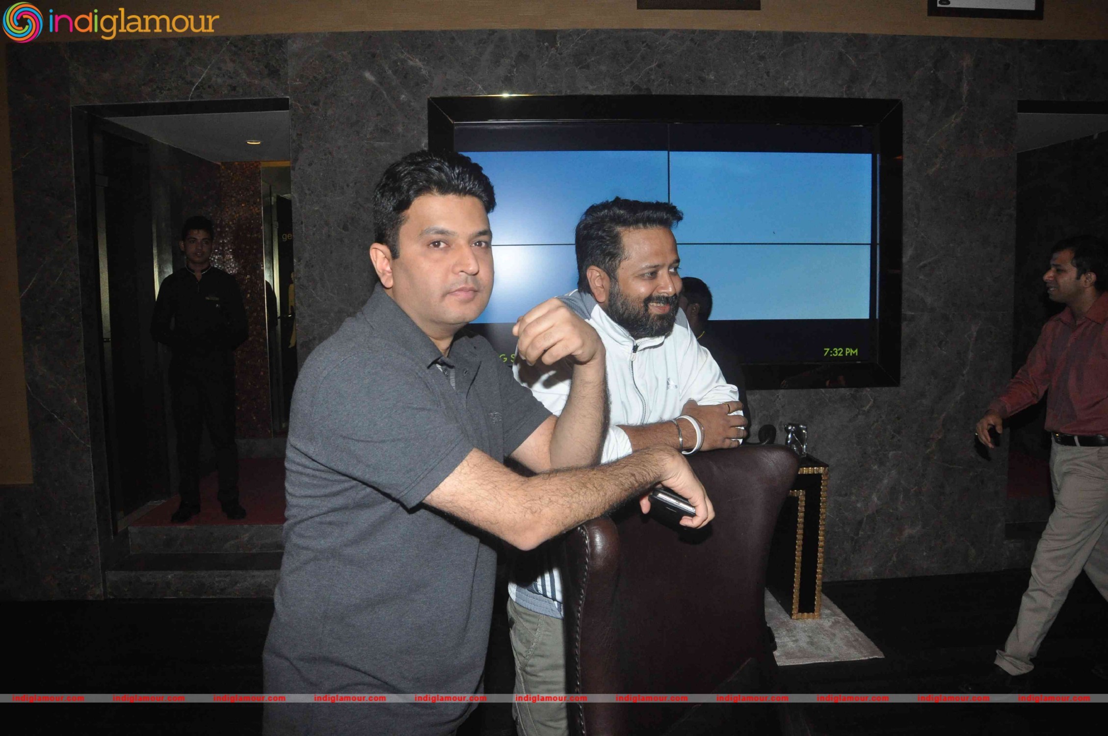 Akshay Kumar Nimrat Kaur and the Cast of Airlift Interact with the Audiance Event hd photo