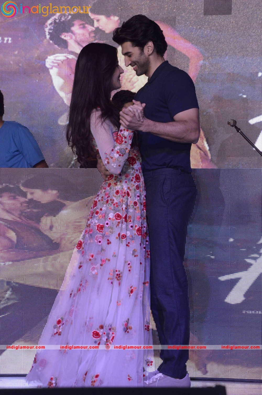 Promotion of Film Fitoor at Mithibai College Event hd photo