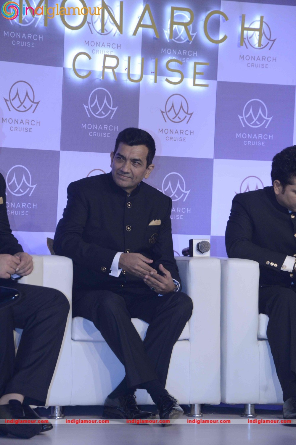 Sachin Tendulkar Unveils Monarch's Cricket and Bollywood Cruise Event hd photo