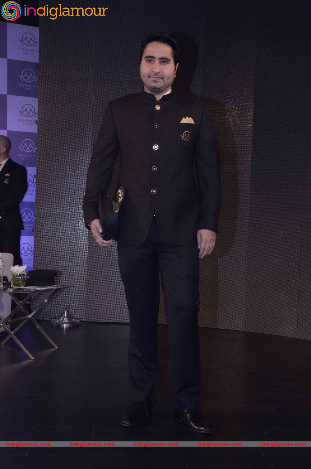 Sachin Tendulkar Unveils Monarch's Cricket and Bollywood Cruise Event hd photo
