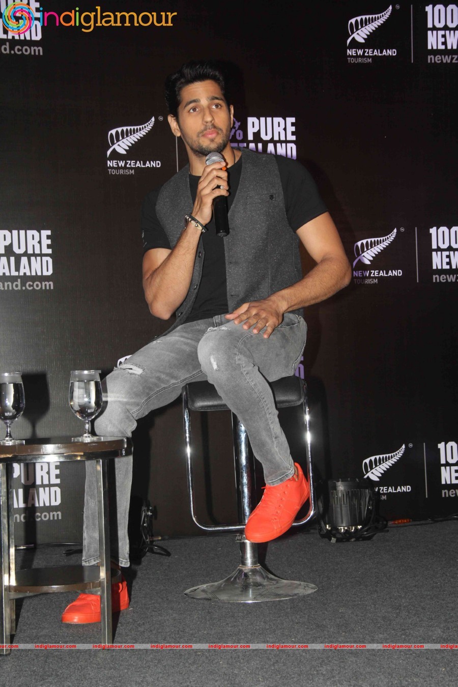 Sidharth Malhotra Unveils New Campaign for New Zealand Tourism Event hd photo