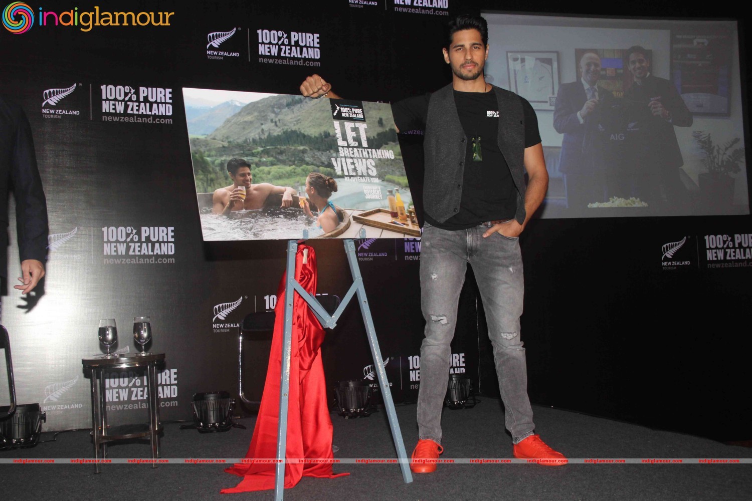 Sidharth Malhotra Unveils New Campaign for New Zealand Tourism Event hd photo