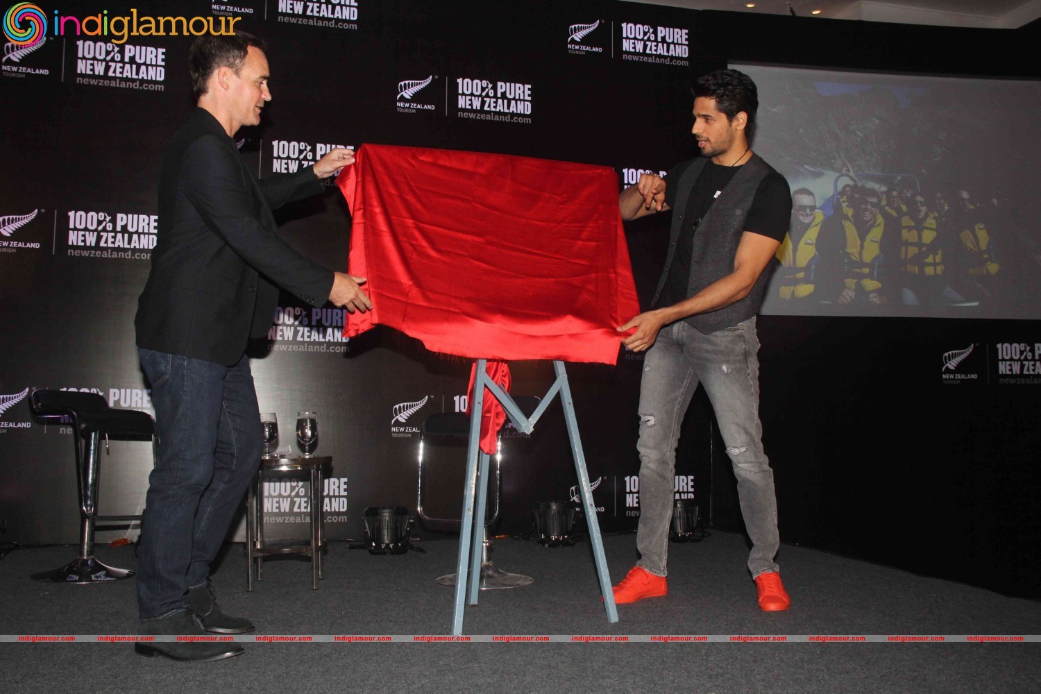 Sidharth Malhotra Unveils New Campaign for New Zealand Tourism Event hd photo