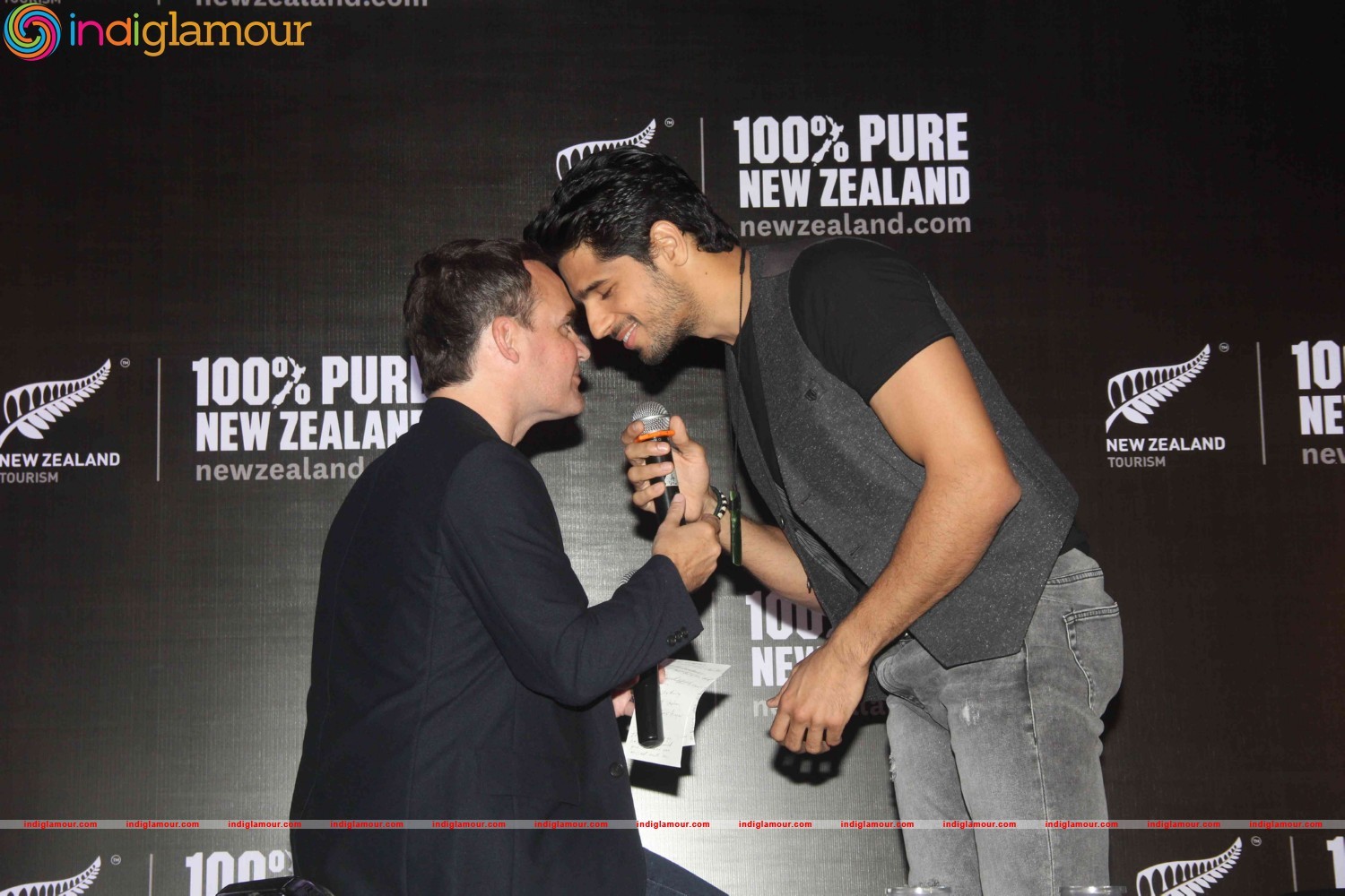 Sidharth Malhotra Unveils New Campaign for New Zealand Tourism Event hd photo