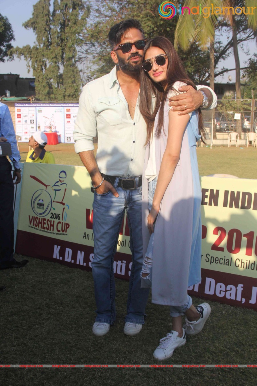Suniel Shetty, Athiya participate Vishesh Cup Cricket Match Event hd photo