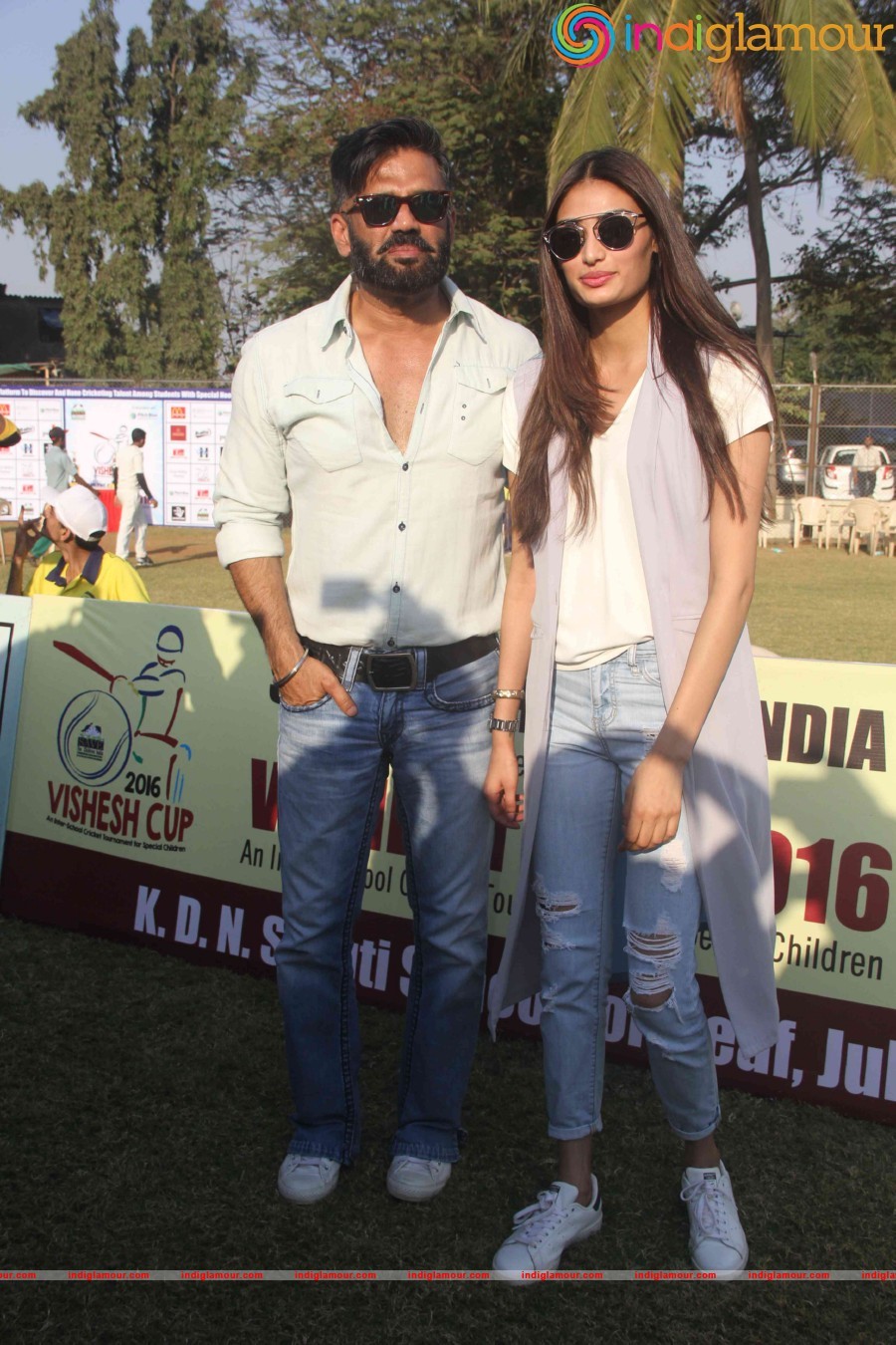 Suniel Shetty, Athiya participate Vishesh Cup Cricket Match Event hd photo