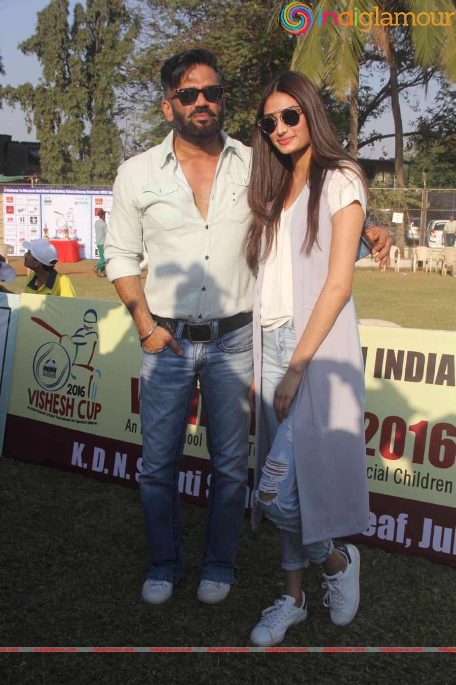 Suniel Shetty, Athiya participate Vishesh Cup Cricket Match Event hd photo