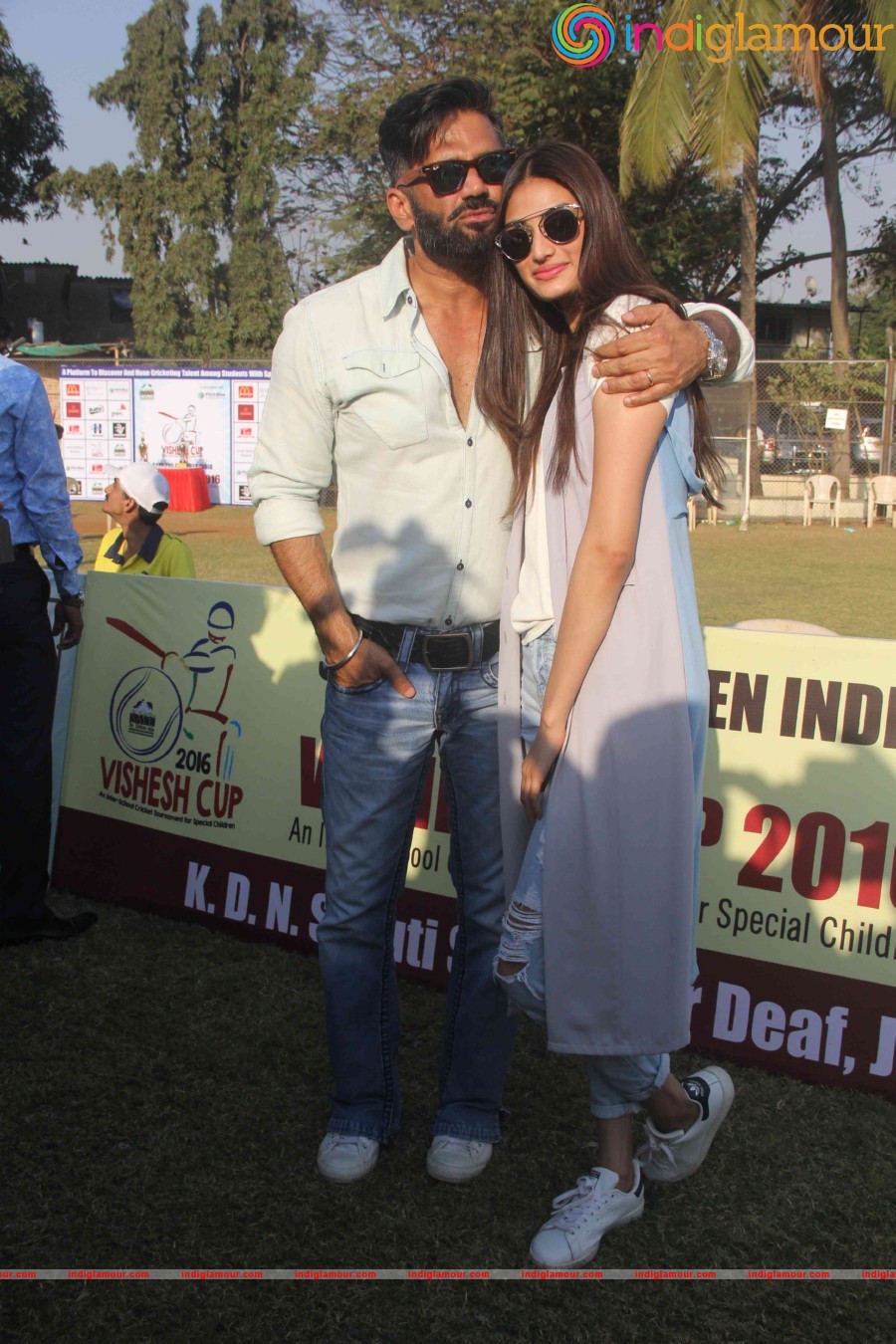 Suniel Shetty, Athiya participate Vishesh Cup Cricket Match Event hd photo