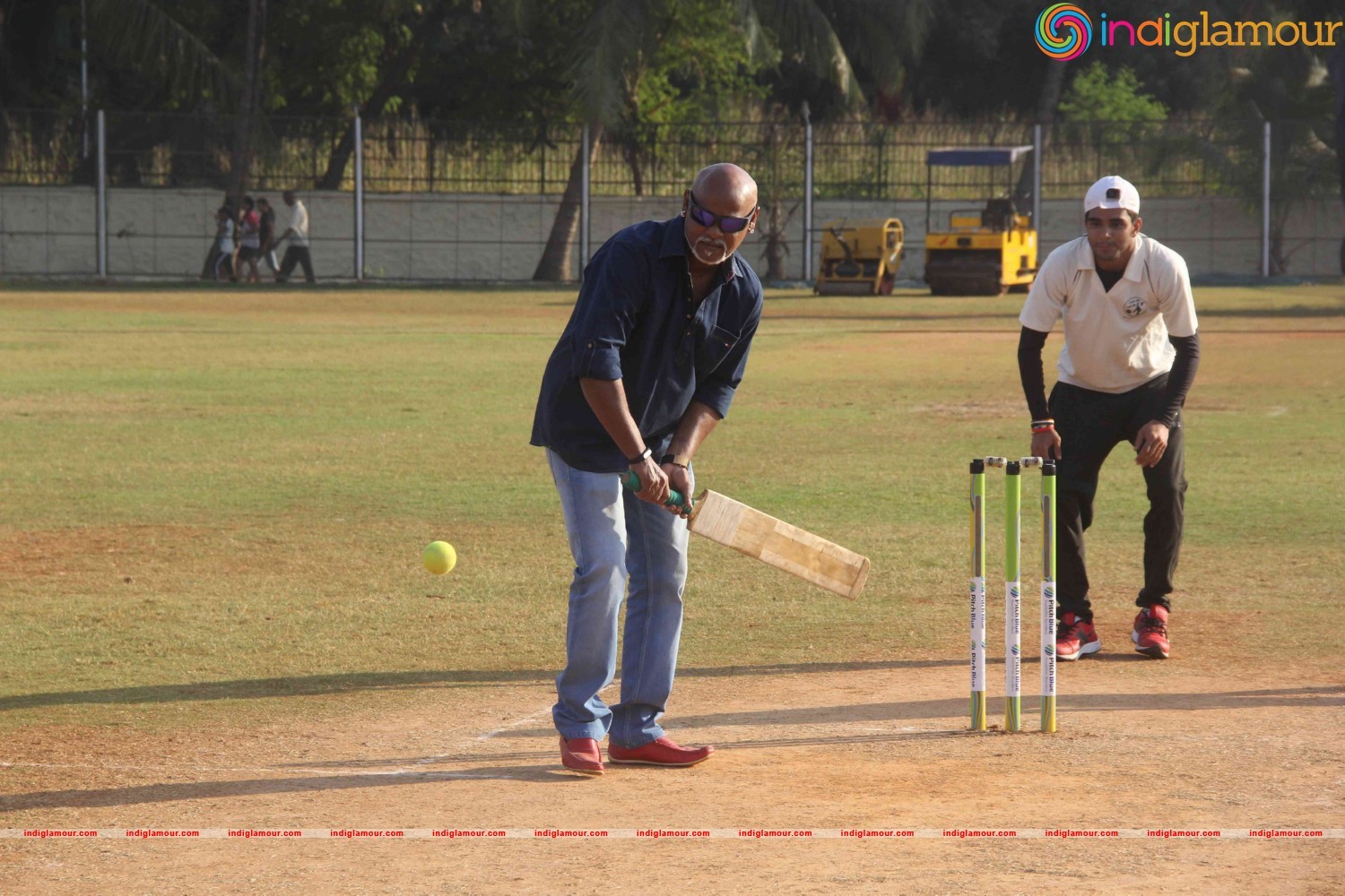 Suniel Shetty, Athiya participate Vishesh Cup Cricket Match Event hd photo