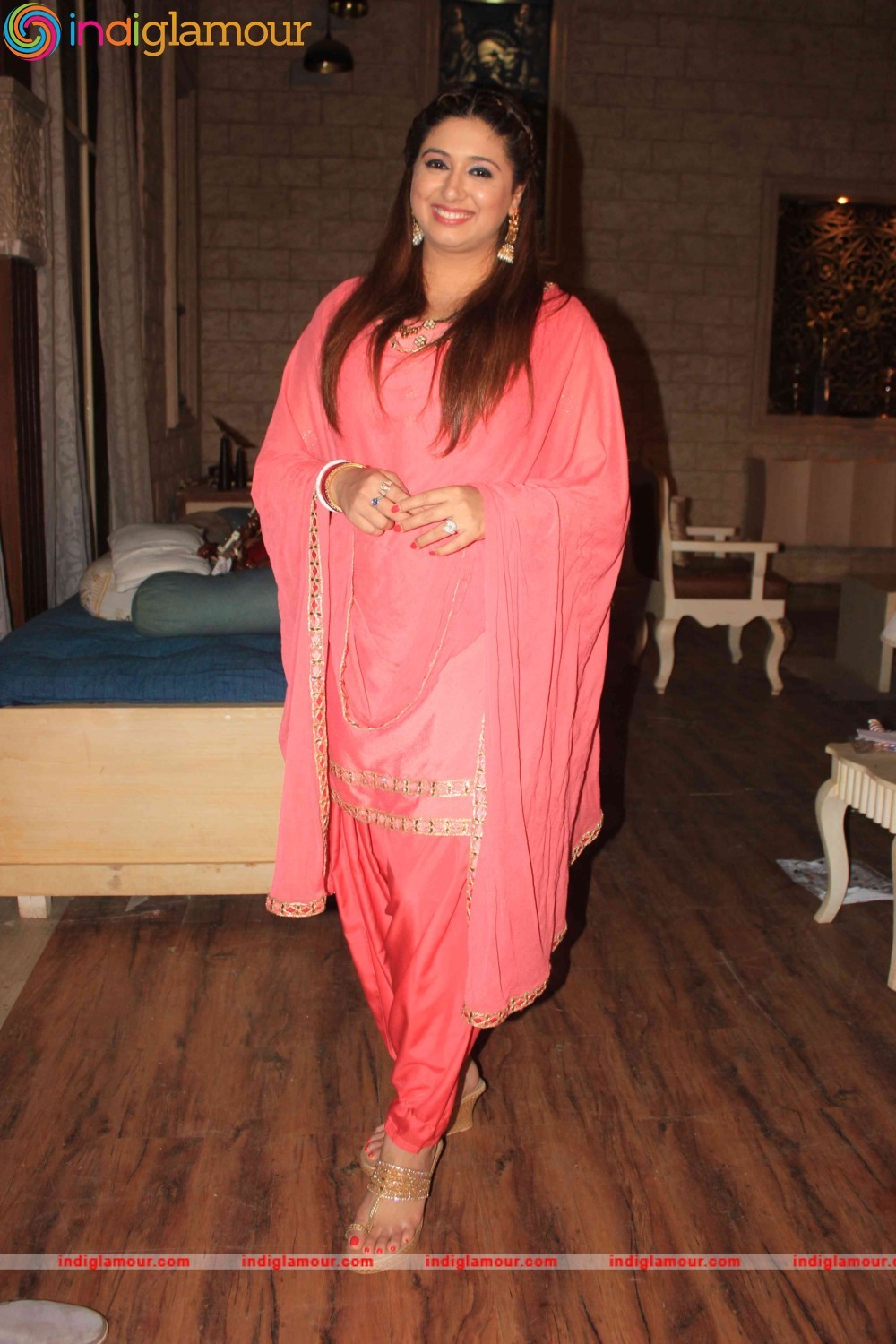 Celebration of 100 Episodes of Life Oks Television Show Bahu Humari Rajni Kant Event hd photo