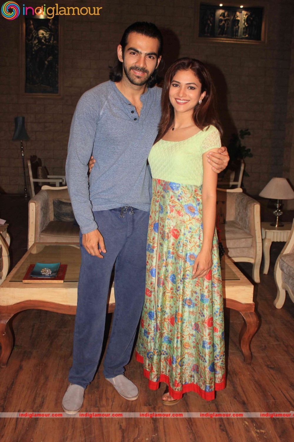 Celebration of 100 Episodes of Life Oks Television Show Bahu Humari Rajni Kant Event hd photo