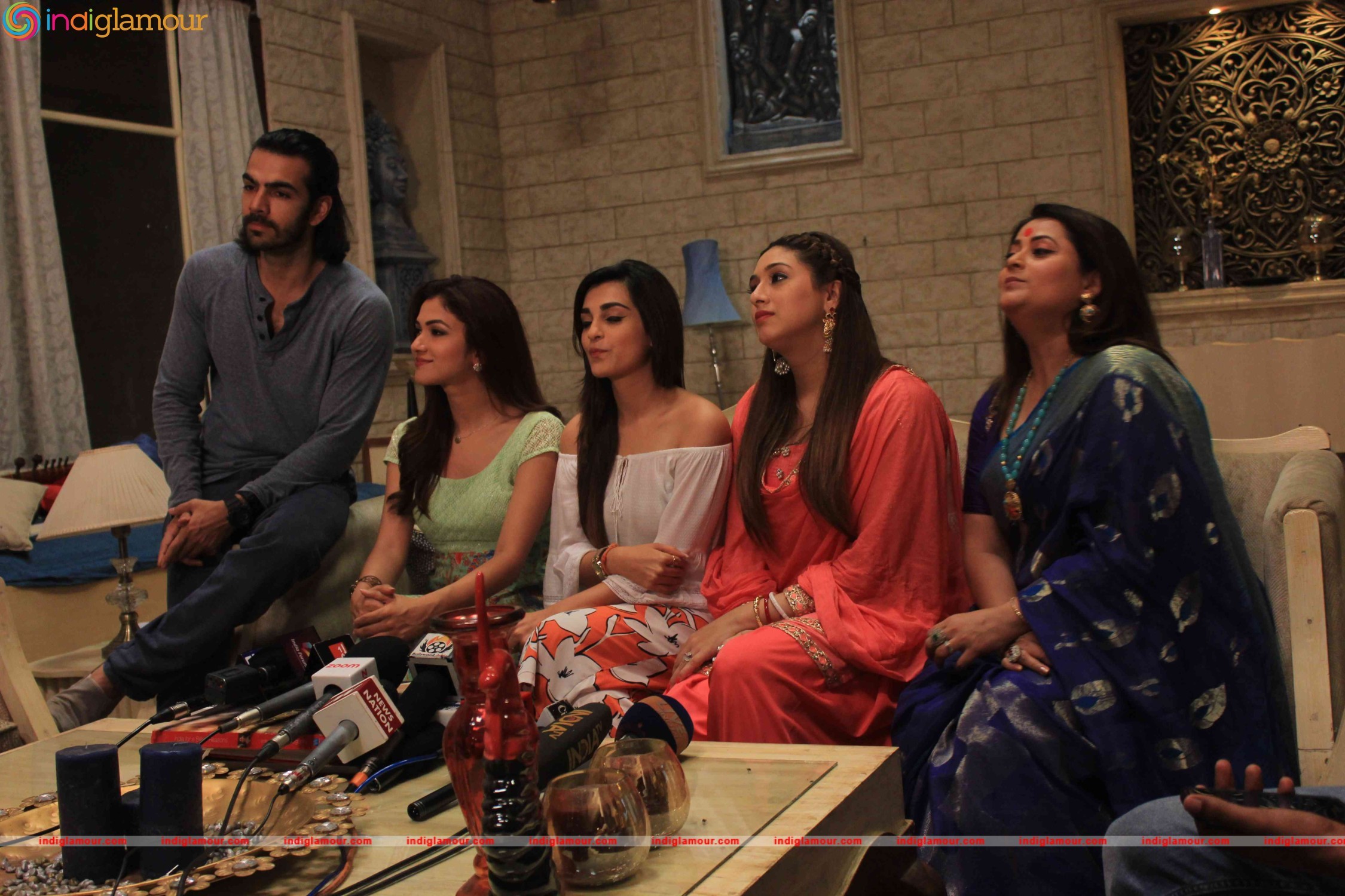 Celebration of 100 Episodes of Life Oks Television Show Bahu Humari Rajni Kant Event hd photo