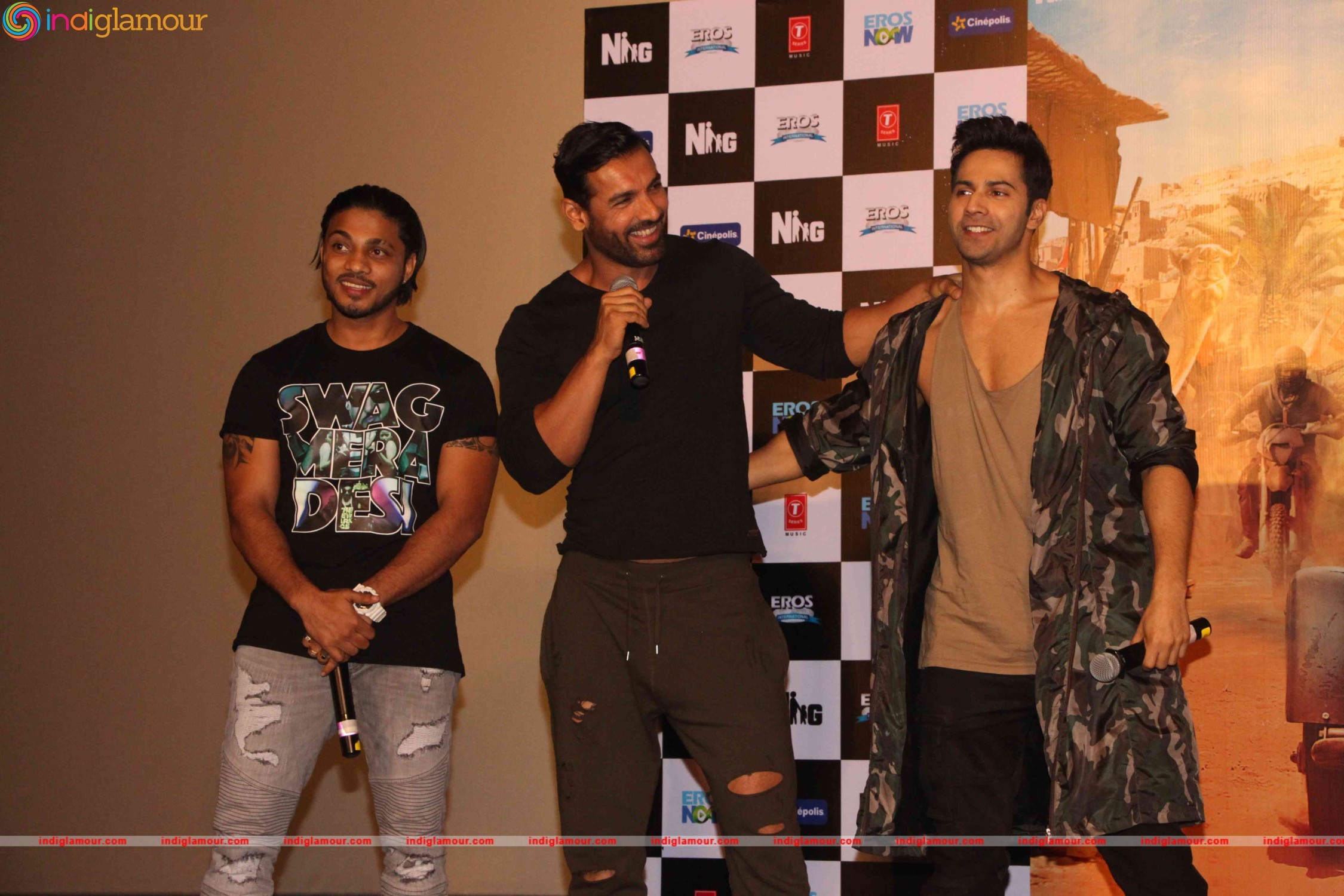 John Abraham and Varun Dhawan Interact with their Fans Event hd photo