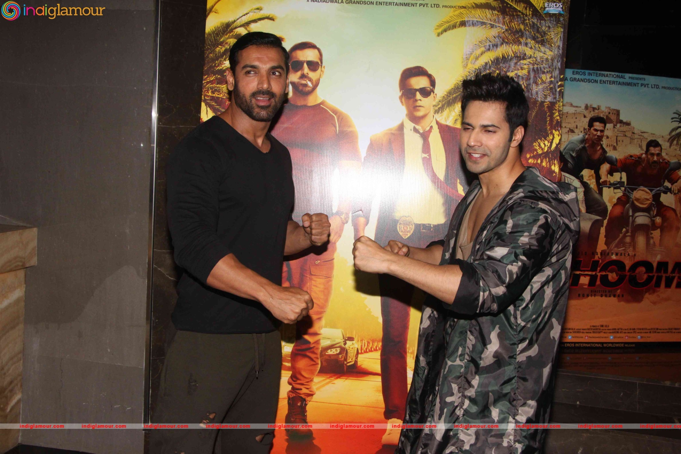 John Abraham and Varun Dhawan Interact with their Fans Event hd photo