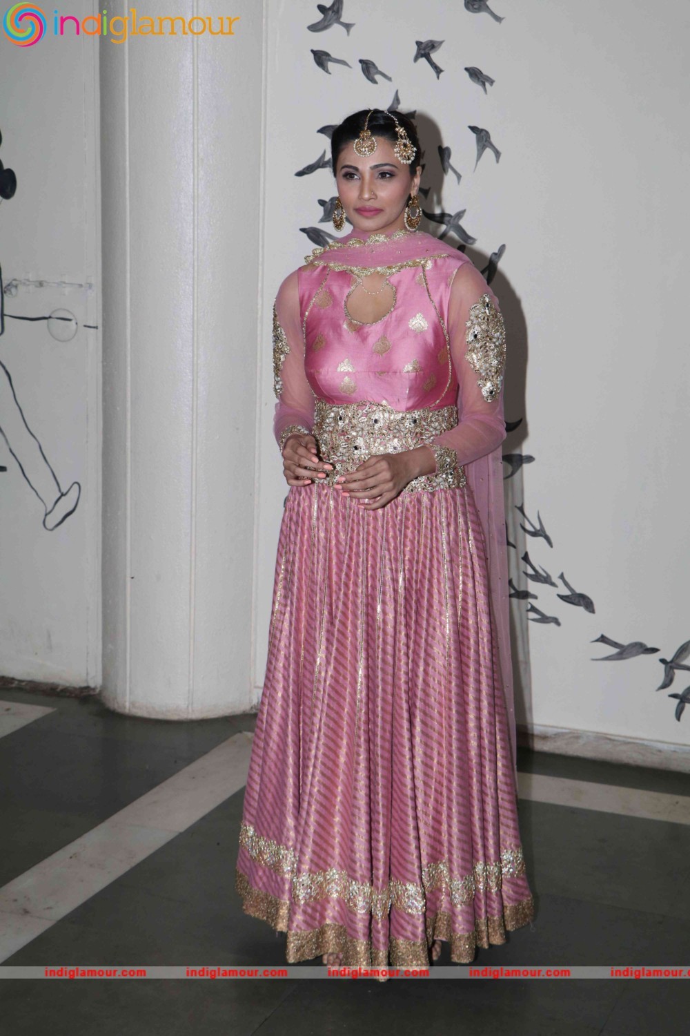 Salman Khan Attend Actor Daisy Shah Debut Play Begum Jaan Event hd photo