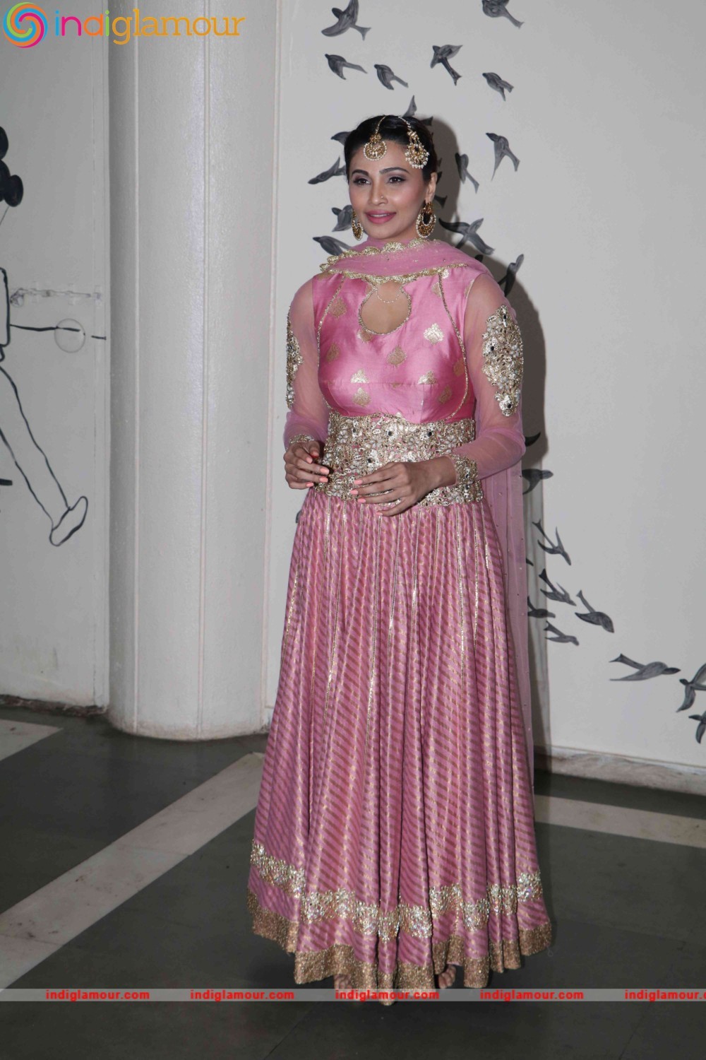 Salman Khan Attend Actor Daisy Shah Debut Play Begum Jaan Event hd photo