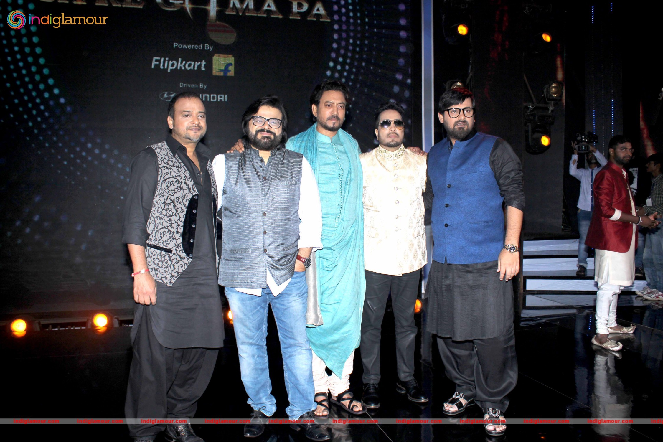 Promotion of Film Madaari on the Sets of Sa Re Ga Ma Pa 2016 Event hd photo